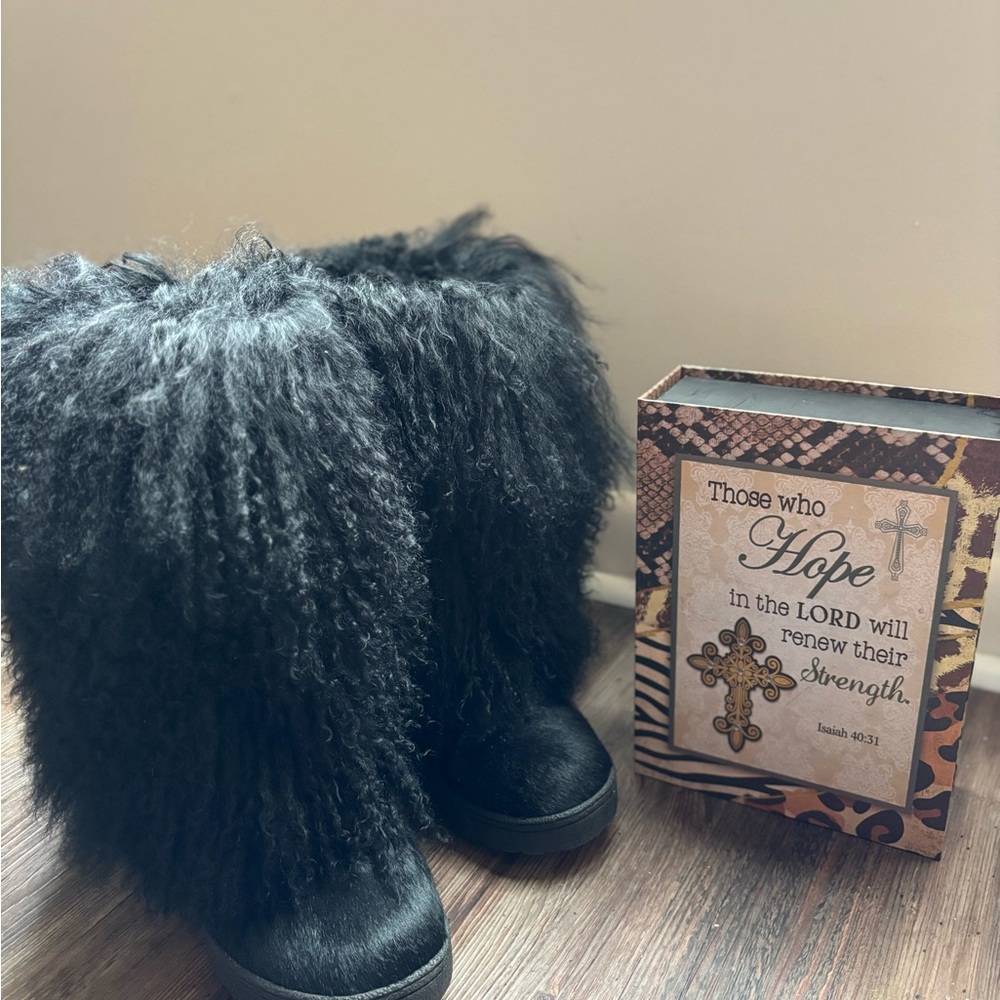 BearPaw Black FURR🖤